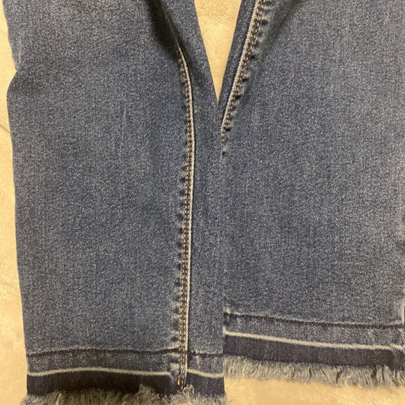 Stretchy jeans Vince Camuto women’s size 31 - Picture 3 of 5